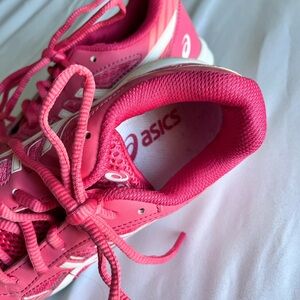 ASICS Women's Vibrant Pink Athletic Shoes